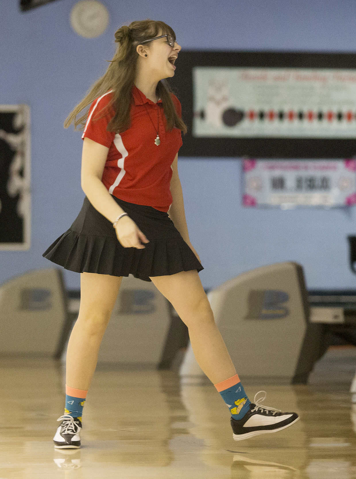 191121-sportslocal-weneastbowling 02.jpg